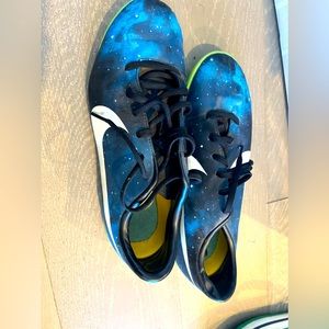 Galaxy soccer shoes